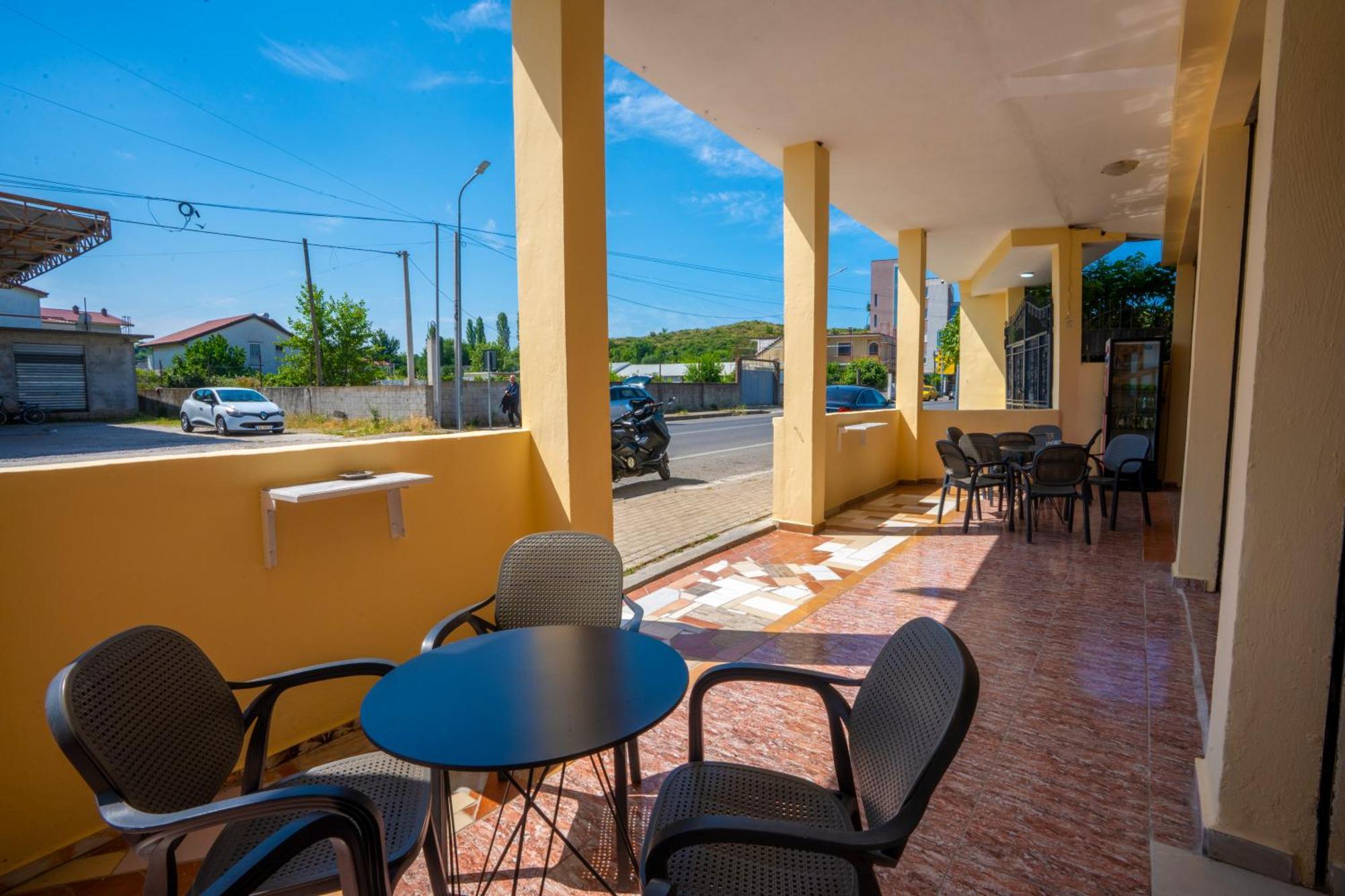 Restaurant Anton Logu Hotel Shkodër